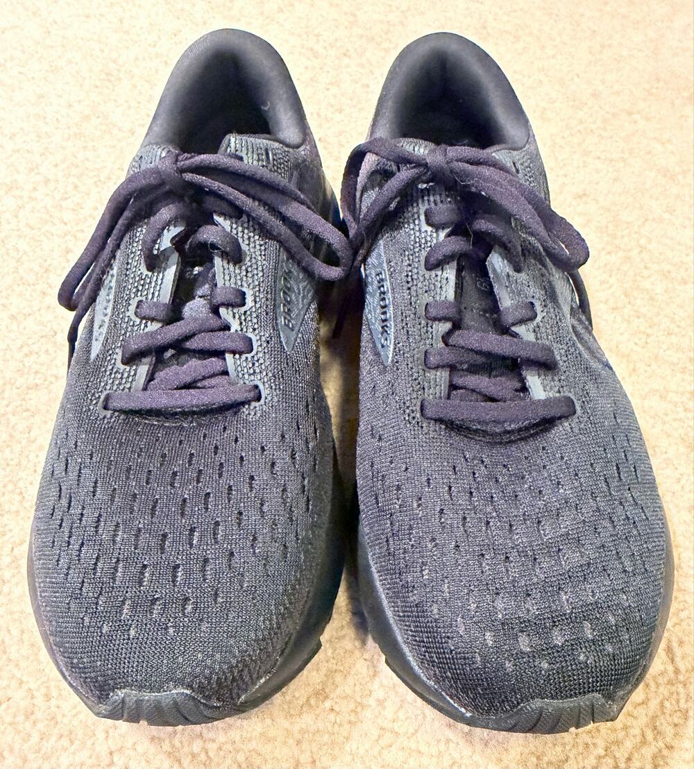 Brooks Ghost 16 Women's Running Shoes Black Ebony Size 7.5 Wide D 1204071D020